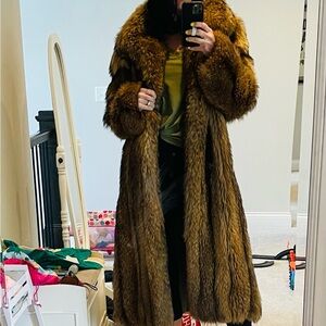 Luxurious Japanese Tanuki Fur Coat